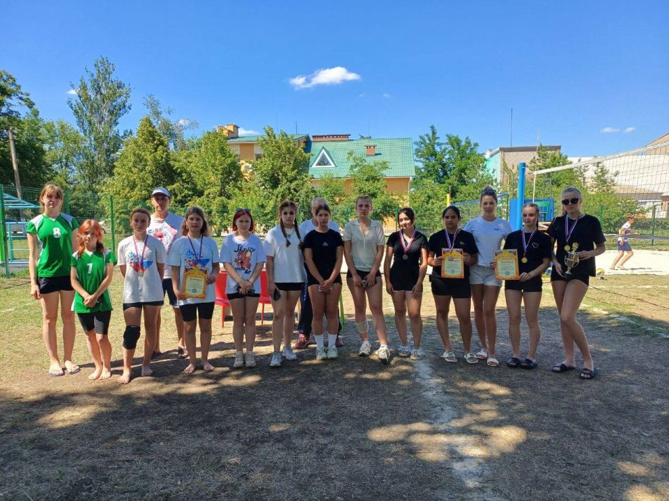 Открытие площадки для пляжного волейбола в пгт.Розовка