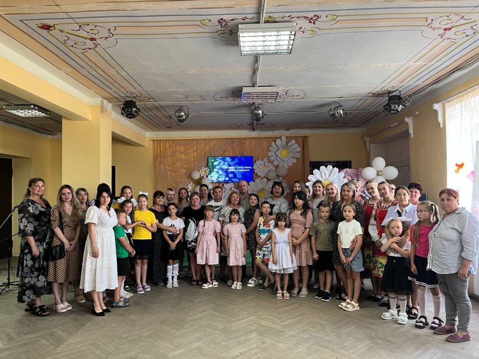   ,                  &quot; , ,    &quot;