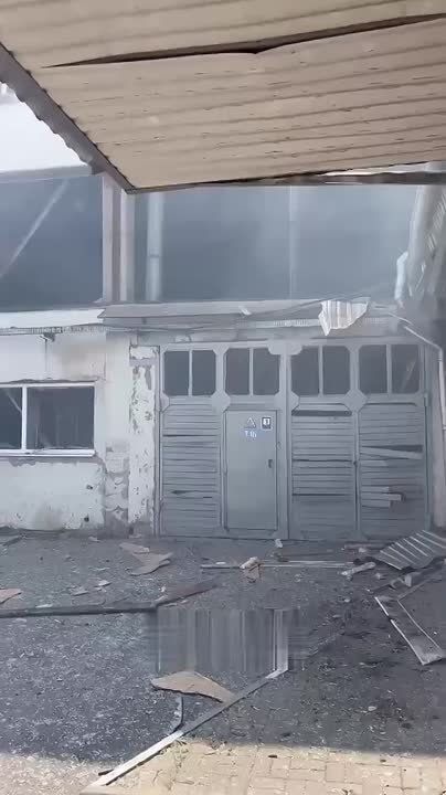 Юрий Баранчик: В результате удара по ТЦК в оккупированном ВСУ Запорожье, по данным бандеровских властей, ранено 11 человек, все — сотрудники ТЦК ("людоловы")