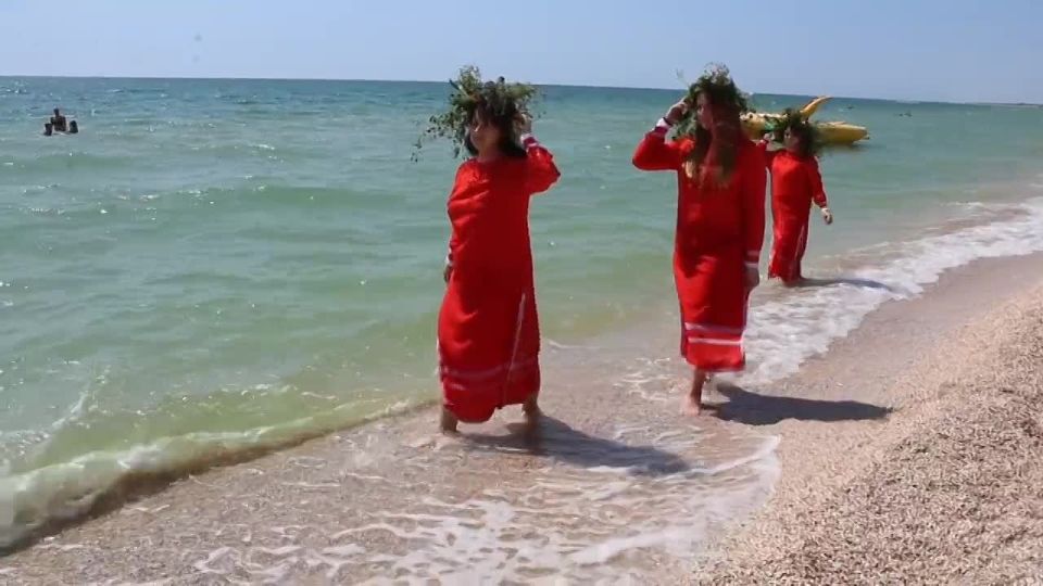 Обряды на Ивана Купала с коллективом Кирилловского ДК