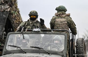 ВС России водрузили триколор в селе Каменское, заявил Рогов