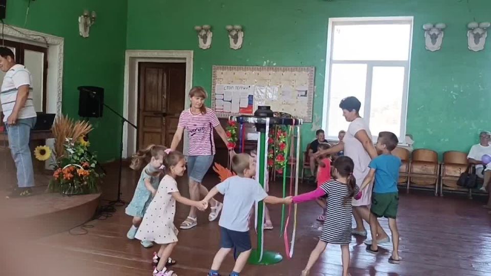 7     ,   ,     ,    -    ,  