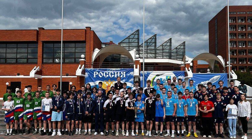 Правительство региона установило ежемесячные выплаты спортсменам-победителям и их тренерам