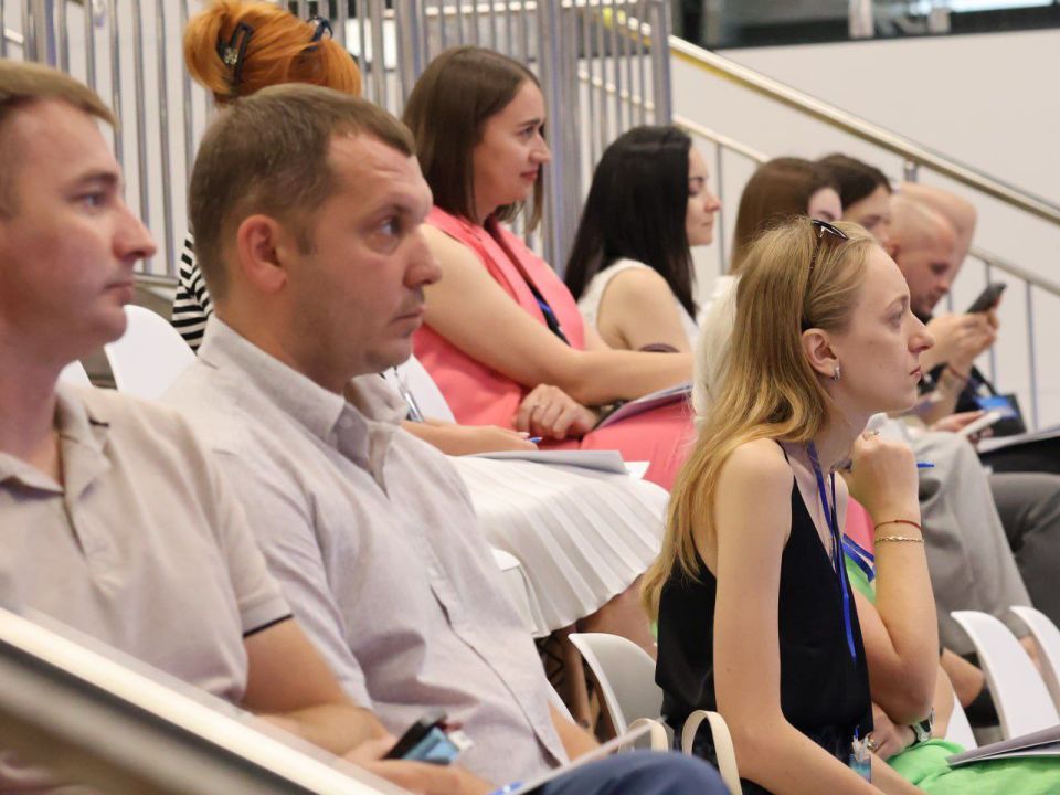 Банк России провел обучение для представителей власти в Запорожской области