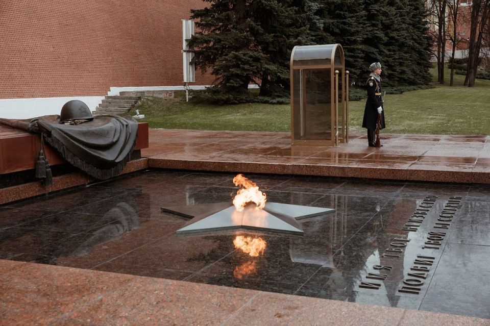 За осквернение воинских захоронений и других объектов, увековечивающих память погибших при защите нашей страны или её интересов, смогут посадить на 5 лет