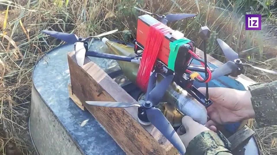 Операторы FPV-дронов 42-й гвардейской мотострелковой дивизии группировки "Днепр" уничтожили замаскированный блиндаж ВСУ в Запорожской области