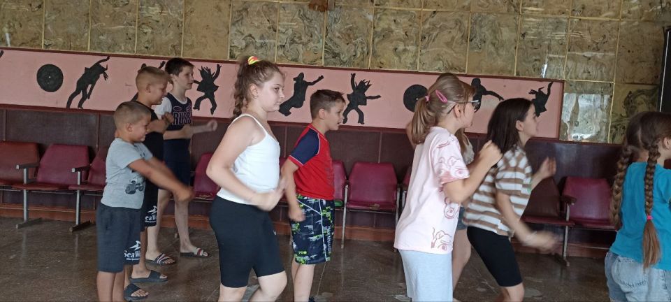 Сегодня во Владимировском СДК состоялось конкурсное - интеллектуальное мероприятие — «Летний микс»