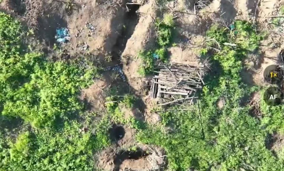 Сожжен и уничтожен, укрытие ВСУ на Ореховском направлении было уничтожено одной зажигательной