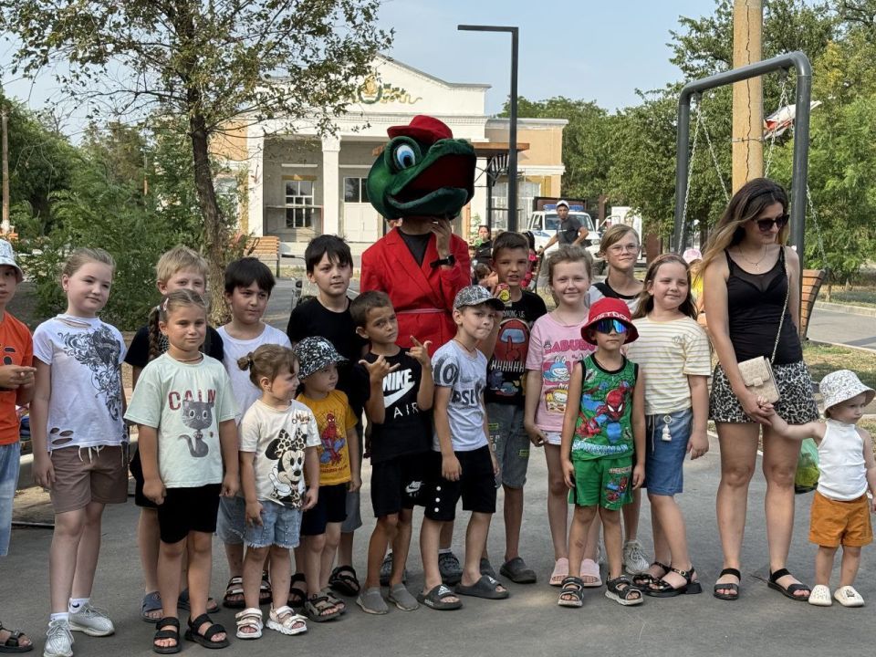  -    !     &quot; &quot;  -   