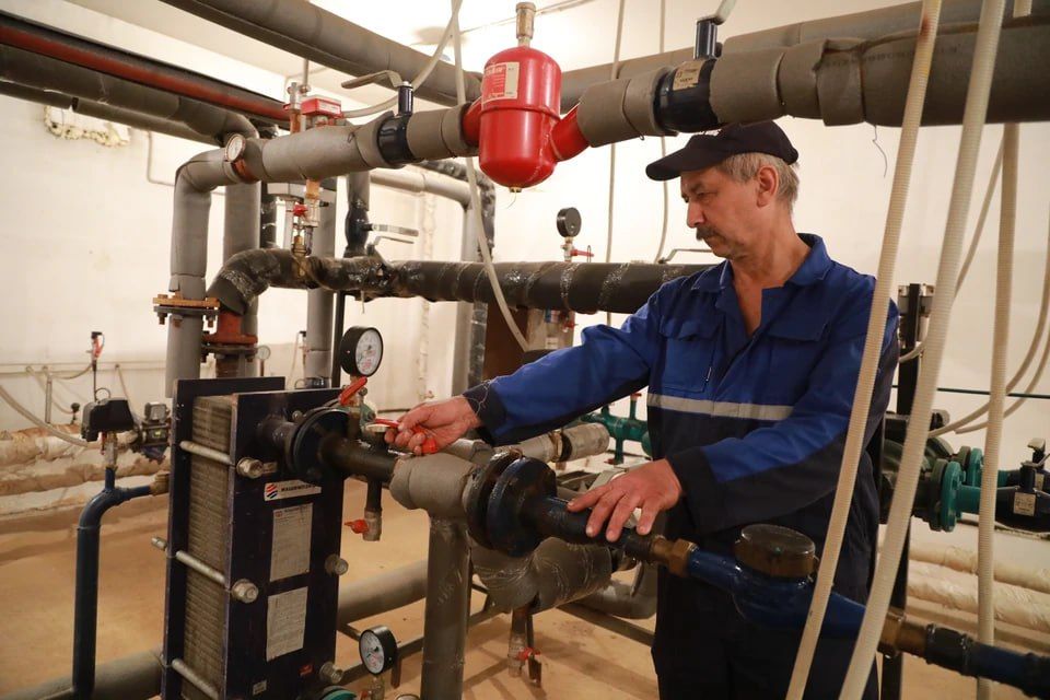 В Бердянске началась подача воды в три района города