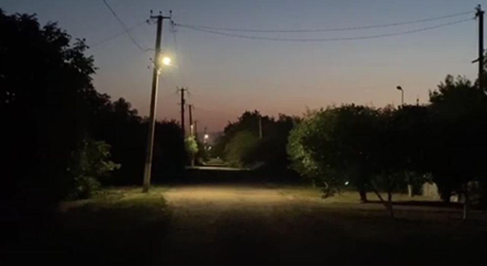 На улице Богдана Хмельницкого в селе Новобогдановка подключили уличное освещение!