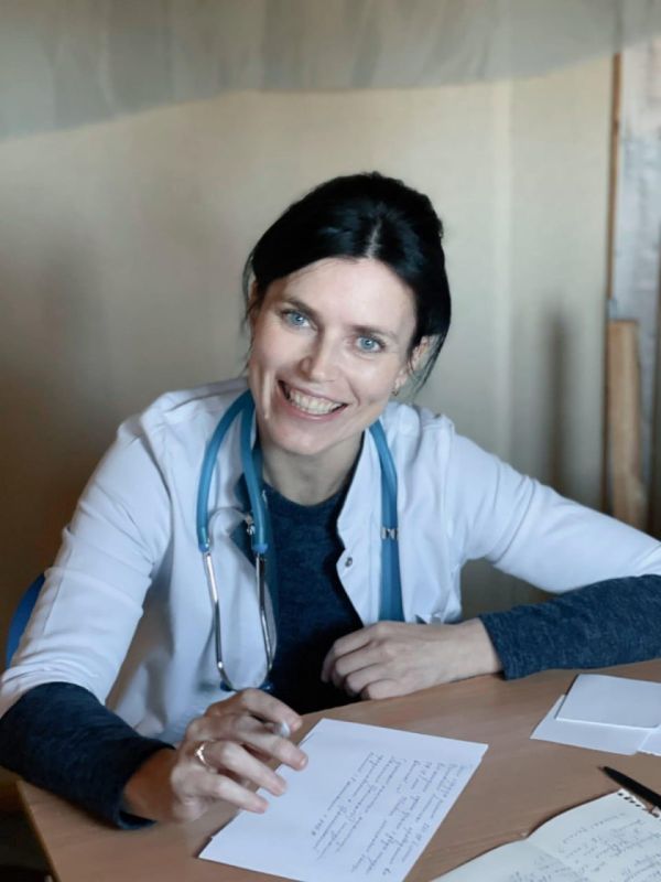 Врач из Карелии продолжает дистанционно консультировать васильевских коллег