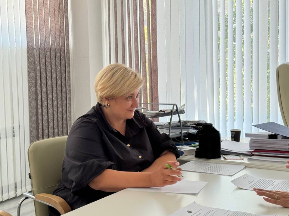 Ангелина Ярчук: Провели рабочую встречу с министром труда и социальной политики Запорожской области Желноваковой Диной Васильевной