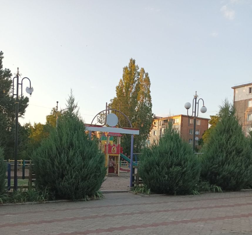 Доброго, радостного утра! Хотим пожелать вам продуктивного, лёгкого и интересного рабочего дня, хорошего настроения, вдохновения на реализацию больших планов