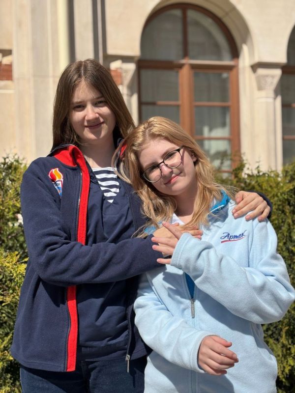 Вице-премьер Дмитрий Чернышенко и министр просвещения Сергей Кравцов подвели итоги работы детских оздоровительных лагерей за июнь