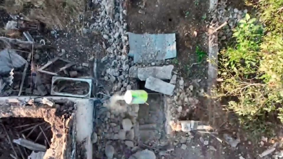 Десантники уничтожили блиндажи и огневые точки ВСУ в Запорожской области