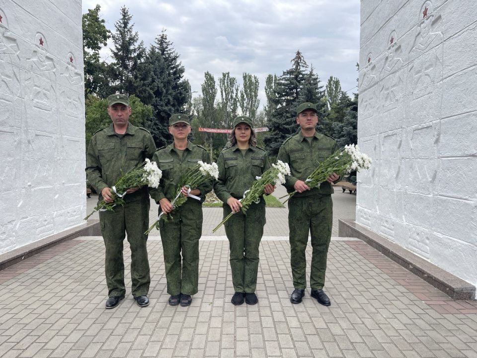 В Мелитополе сотрудники ведомства почтили память погибших детей