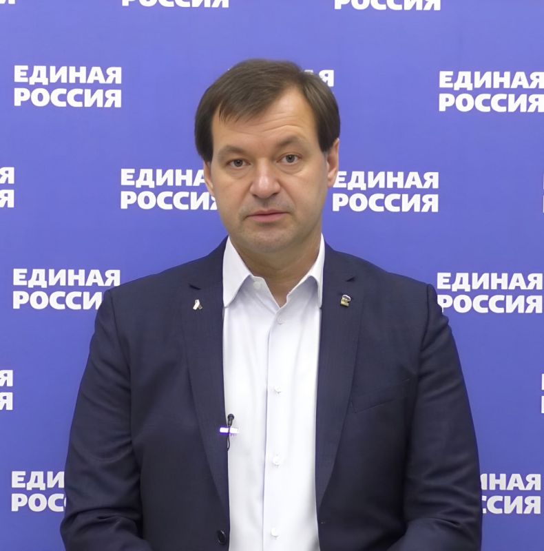 Сергей Золотарёв: Сегодня свой День рождения отмечает депутат Мелитопольского городского Совета Антон Лукоянов