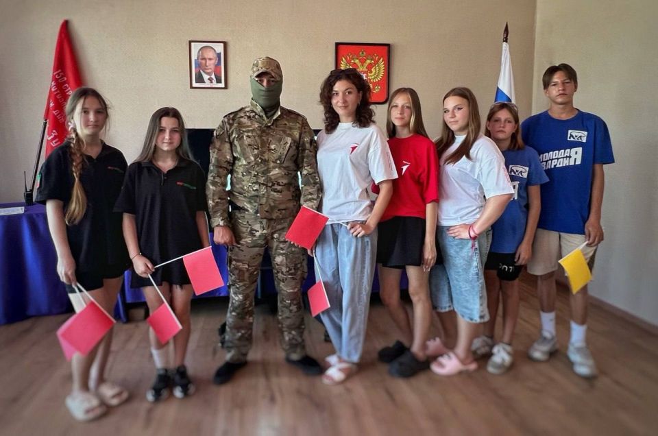 «Единая Россия» провела урок мужества ко Дню ВМФ