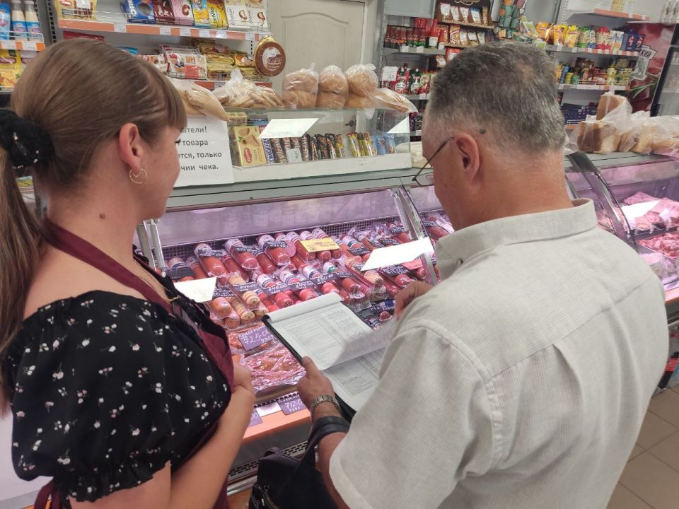 Специалисты Министерства промышленности и торговли Запорожской области провели выездной мониторинг торговых объектов Черниговского муниципального округа