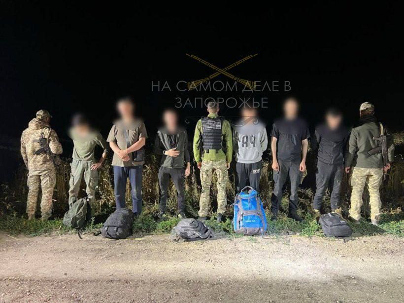 Житель Запорожья четверо суток прятался в лесу, чтобы уйти за кордон