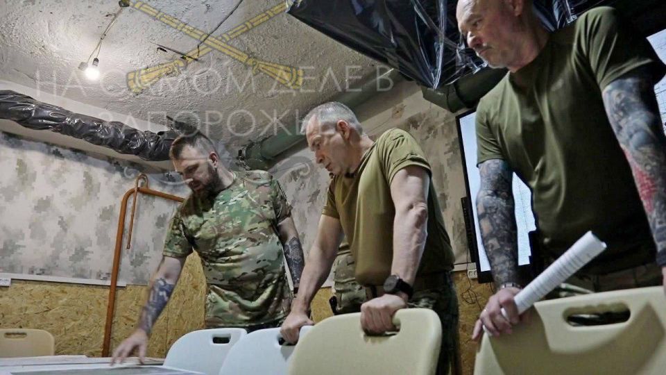 Сырский сегодня посетил Запорожский фронт