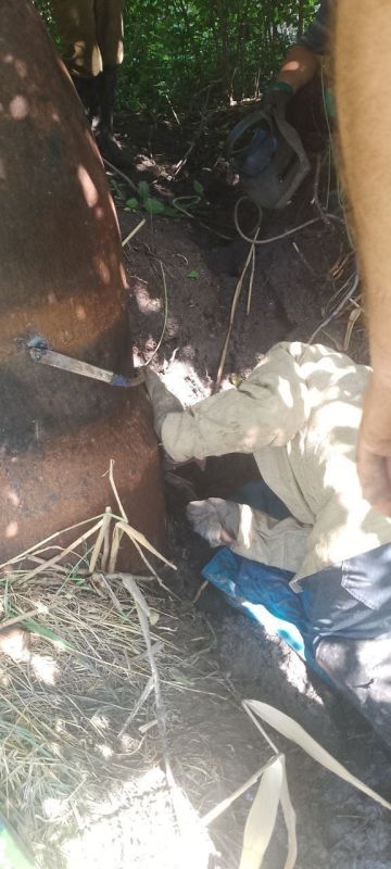 Информируем население. Васильевский ПУВКХ ГУП ЗО "ВОДА ЗАПОРОЖЬЯ" выполняет работы по устранению порывов магистрального водовода ДУ 500