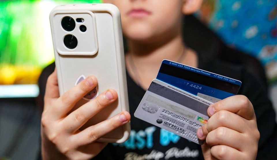 МВД предупреждает: как защитить детей от мошенников