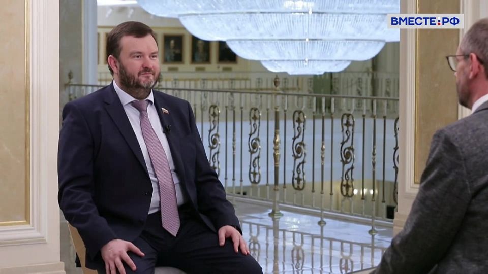 Дмитрий Ворона: Вместе с телеканалом Совета Федерации подвел итоги весенней сессии и немного рассказал о планах на осень