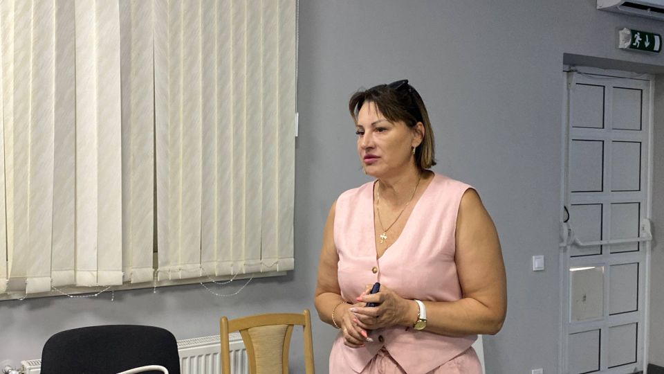 Для молодежи Акимовского муниципального округа была проведена лекция-обсуждение, посвященная проблеме вербовки через интернет