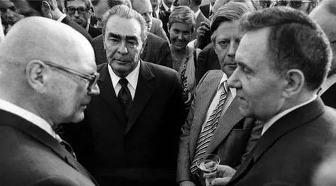 Анна Хорошун: 30 ИЮЛЯ В ИСТОРИИ РОССИИ. 1975