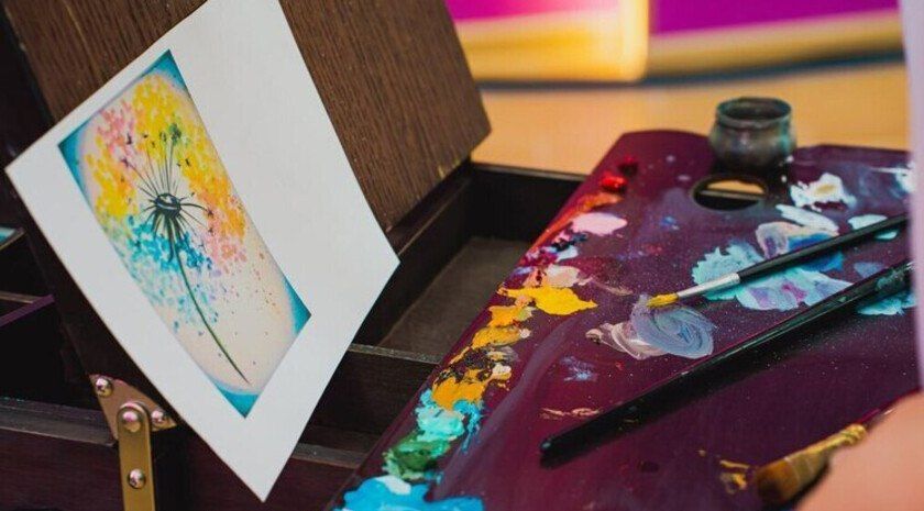 Для детей и молодежи Мелитополя провели мастер-класс по акварельной живописи