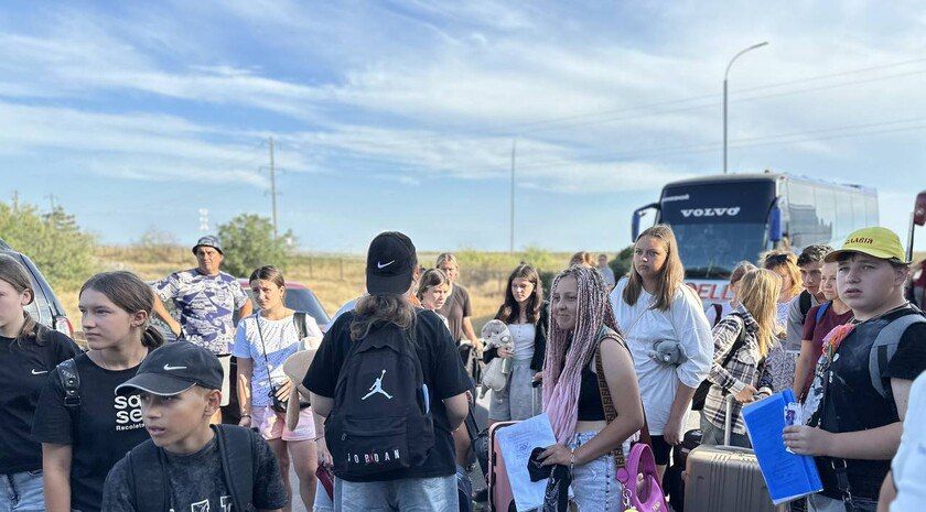 Шефы из Пензенской области отправили на море четвертую смену детей