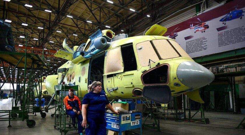 Российский вертолет «Ансат» получил отечественные двигатели и авионику