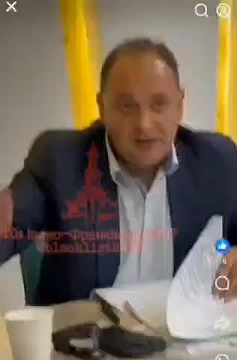 "Вы - долбо@б!". В ЗеРейхе мэр Ивано-Франковска обматерил посетителя и получил аналогичный ответ