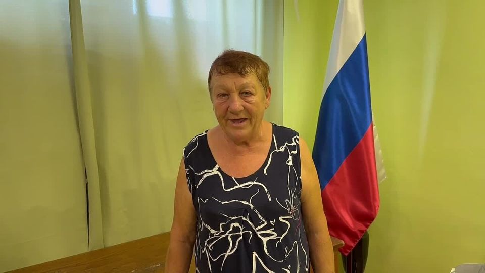 На личном приёме к главе Акимовского муниципального округа Александру Трудоношину обратилась за помощью жительница с.Новоданиловка