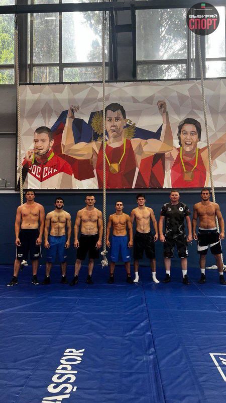 Сборная команда Запорожской области по борьбе участвует в УТМ в г.Алушта