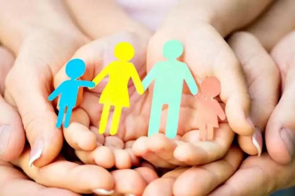 На территории округа специалистами отдела опеки и попечительства ведется работа по выявлению и устранению фактов ненадлежащего исполнения взрослых родительских обязанностей