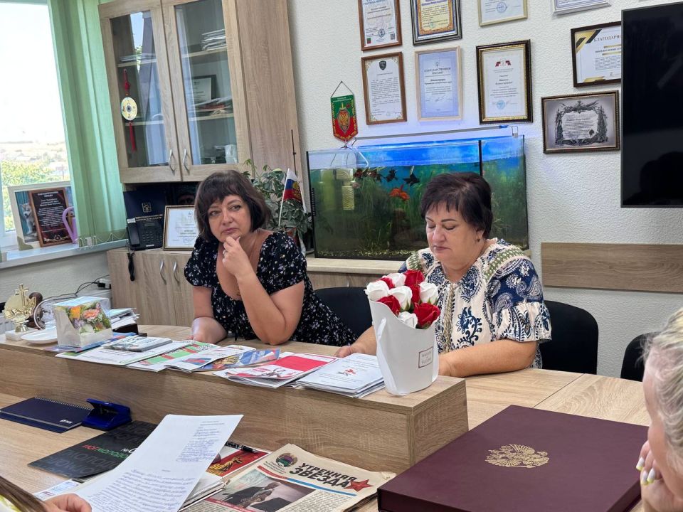 В администрации Черниговского муниципального округа прошло заседание комиссии, которая занимается урегулированием трудовых отношений и обеспечением трудовых и социальных гарантий для граждан, проживающих на нашей территории