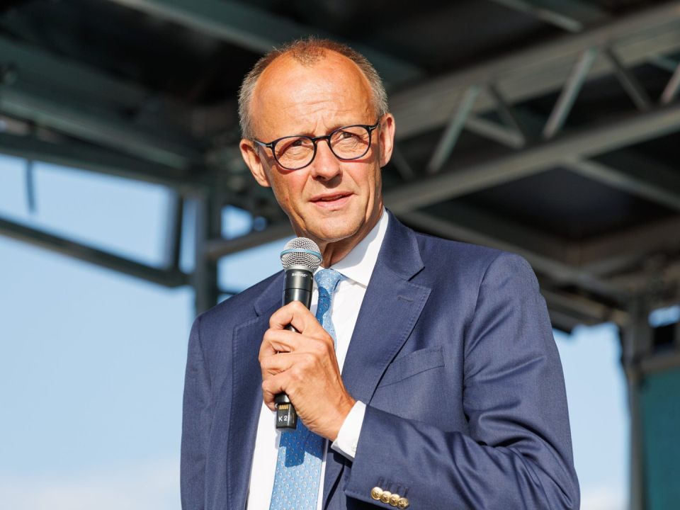 Мерц призвал Трампа усилить санкции против России перед переговорами с Путиным