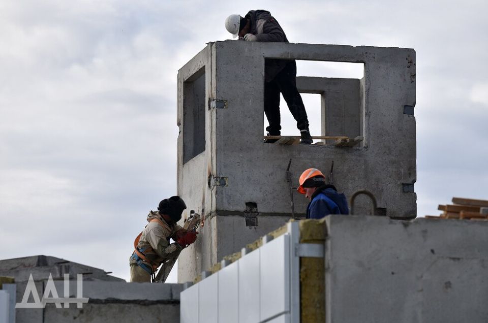 В ДНР запустили льготную ипотеку под 2% на строительство частных домов