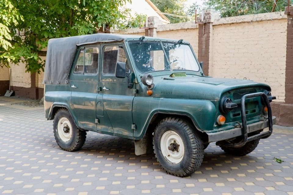 Бойцам на Запорожском направлении передали УАЗ-469