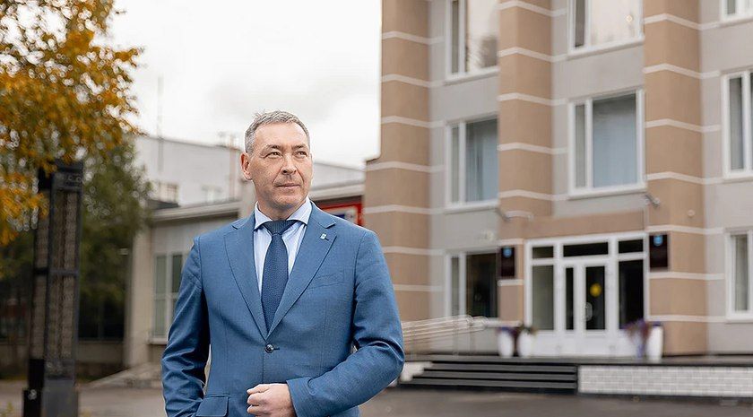 Пухов посоветовал отвечать матом на звонки с его фейковых аккаунтов