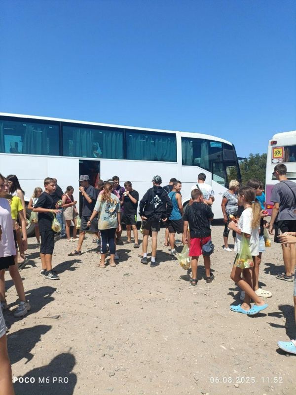 151 школьник из Энергодара и Каменско-Днепровского округа вернулись домой с незабываемого отдыха в Евпатории