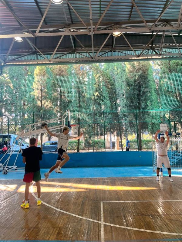 УТМ сборной Запорожской области по гандболу в Алуште: 8 день