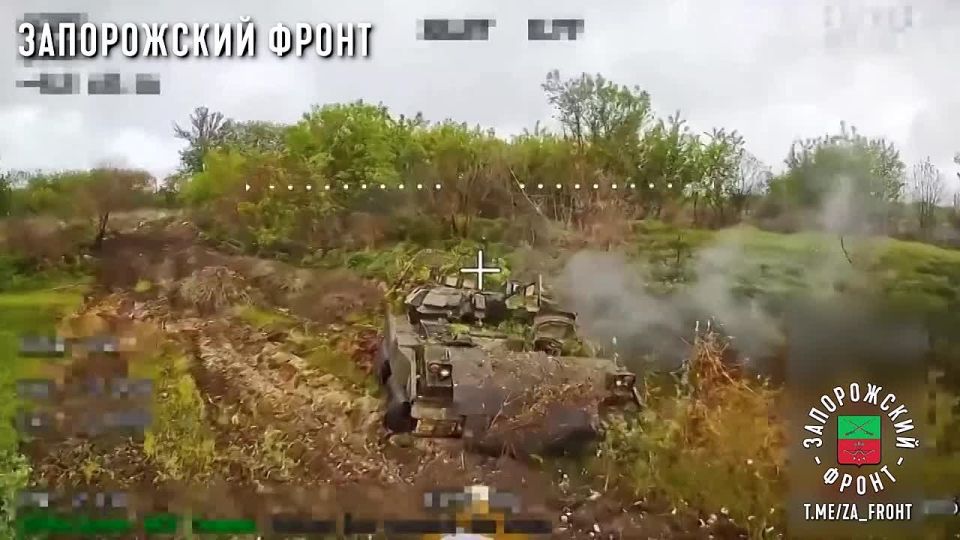����� �������� ���������� ���������� � ���������� � ������� ������� ������ ��������� ����� �� ���������� ���������� ������������ ������������ ��� M2A2 Bradley