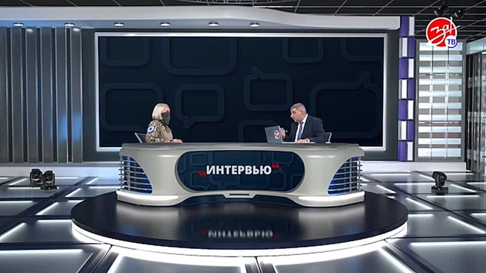 Какими качествами должен обладать государственный служащий?