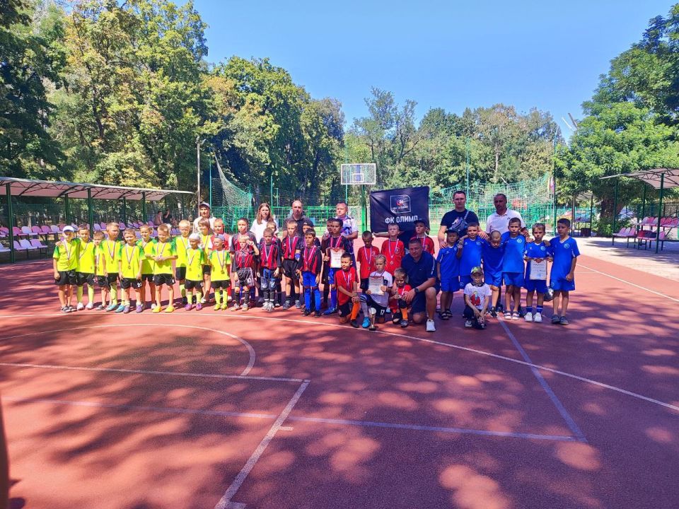 Сегодня в Мелитополе прошёл Открытый городской турнир по футболу, посвящённый Дню физкультурника!