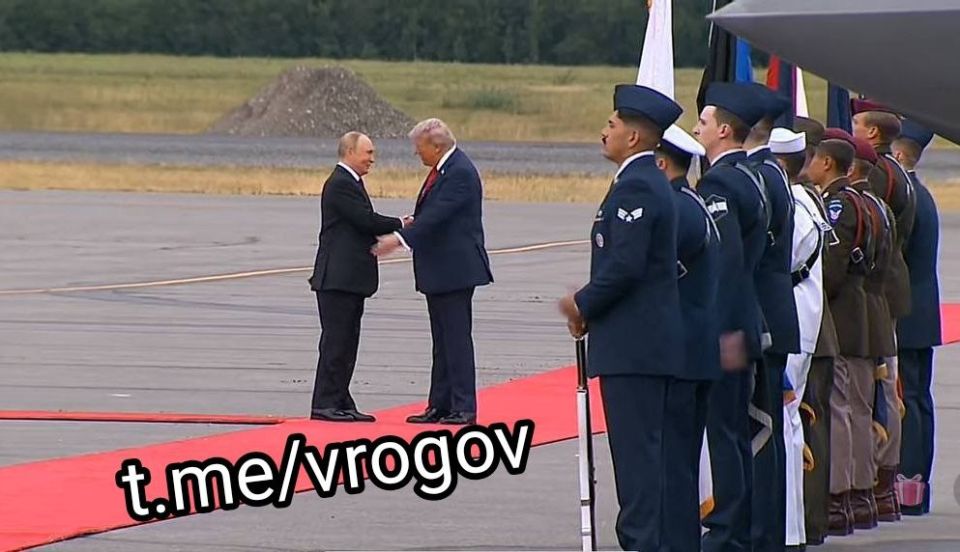 Первое рукопожатие. Владимир Рогов | Рогов