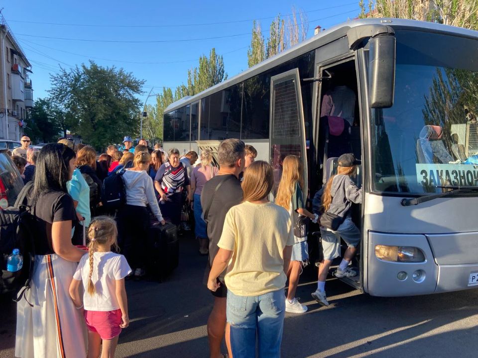 Дети Запорожской области отправились в эколого-просветительскую экспедицию